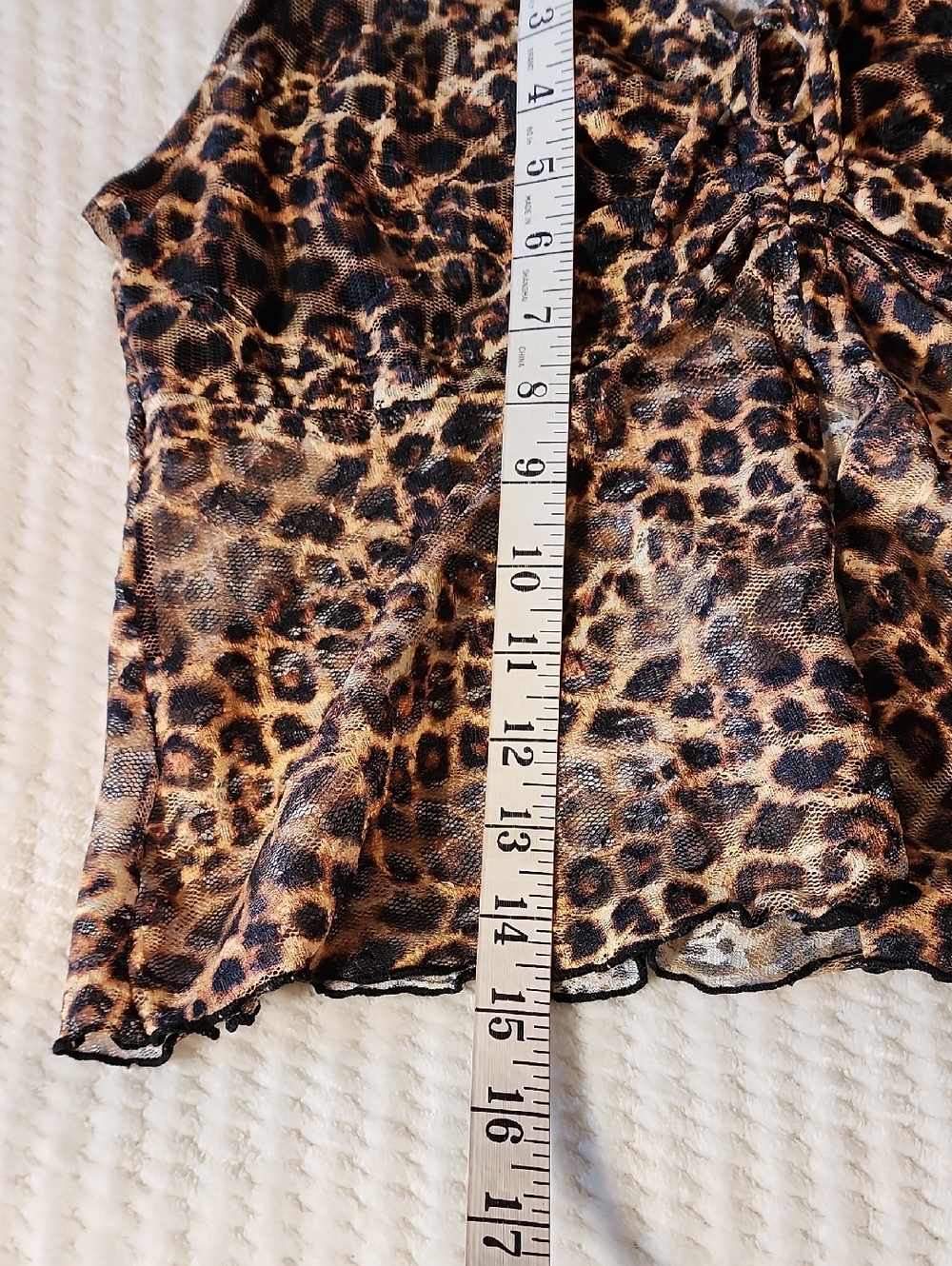 Rebellious Dreamer Leopard Print Sheer Sleeveless Crop Top - Picture 5 of 10